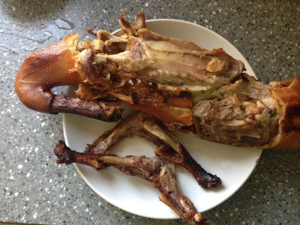 |吃烤鸭时,服务员问鸭架炸了还是煲汤?别犹豫,回答4个字就好