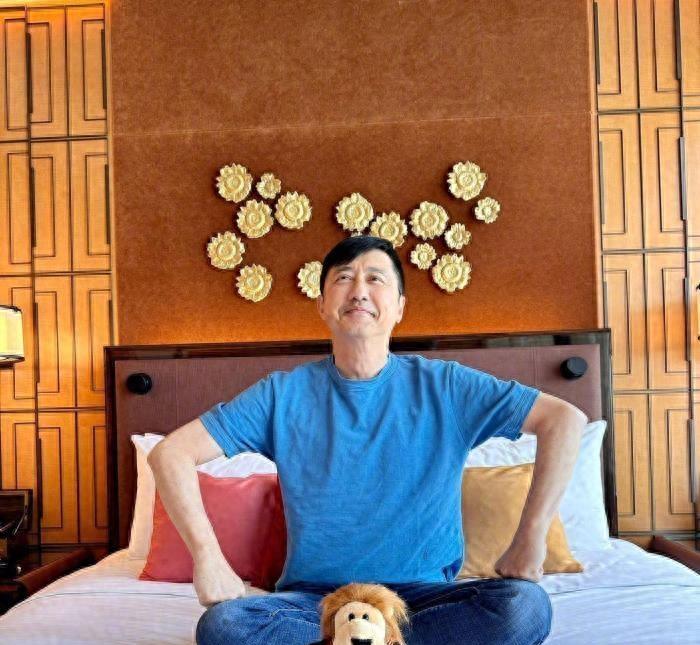 网传庾澄庆突发心脏病去世,小14岁娇妻赶赴现场,经纪人已经回应了