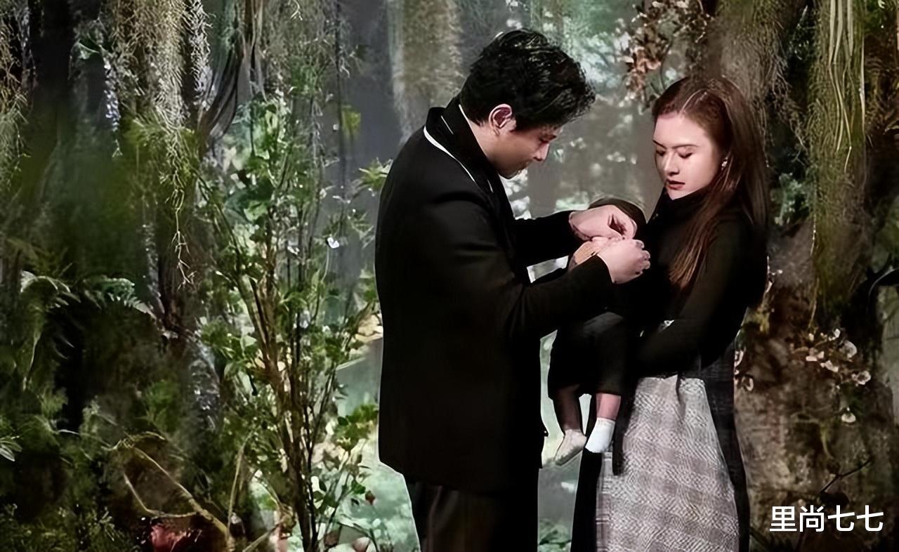 美甲 沈腾老婆太自信了吧！胖成大妈却不减肥，带娃打扮像保姆