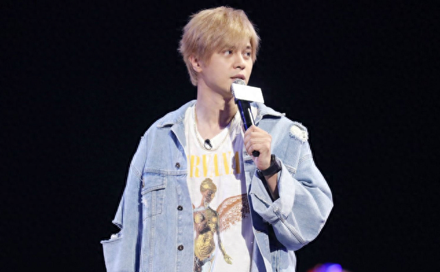 罗志祥新加坡现身，脸部整容过度，气质变得像蔡依林？