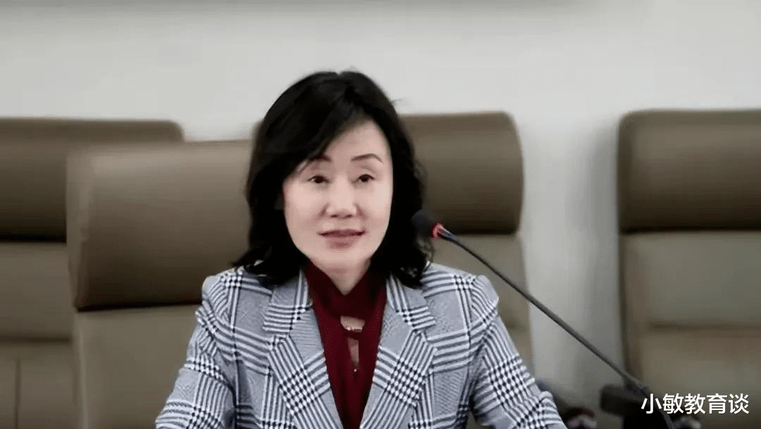 美甲 美女副校长沈志莉落马记，生活奢靡沉迷整容，58岁宛如18岁少女