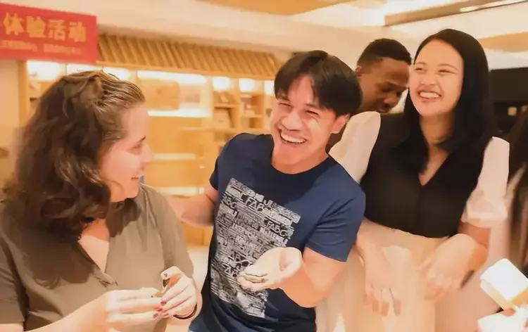 海归一律不用?间谍案相继公布,部分单位招聘“一刀切”合适吗?