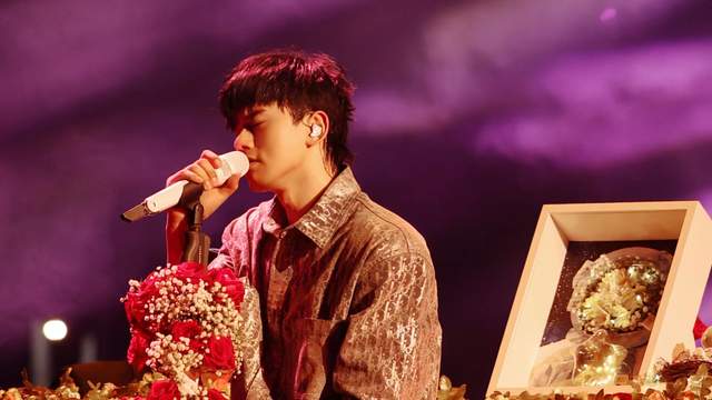 梦幻联动,左拐张杰,右拐陈楚生!好多明星去了张杰陈楚生演唱会