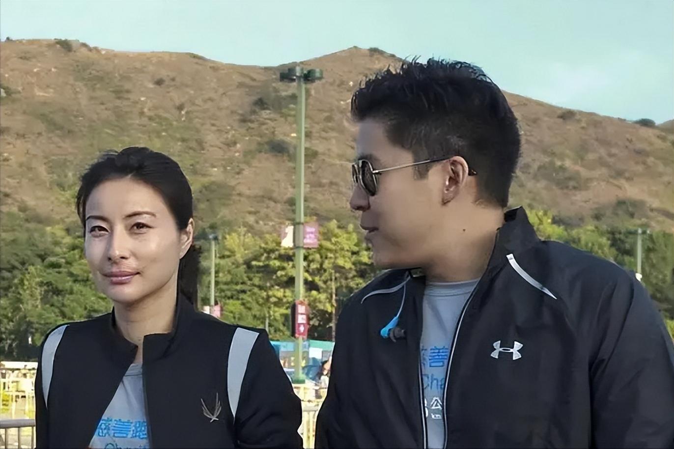 霍启刚|霍家300亿家产争夺战升级!郭晶晶霍启刚懒理风波,带仨娃内地玩