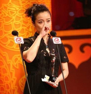 事实证明，“出轨惯犯”陈小艺，已经走上了一条“不归路”