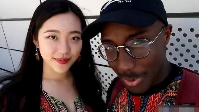 李崇霄|中国首位公开艾滋病女孩朱力亚，自曝被黑人男友传染，却仍爱他很深