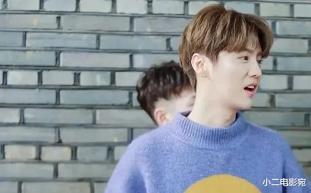 Angelababy|新《奔跑吧》首播满屏尬演,全程尬笑掩盖节目无聊,杨颖成败笔