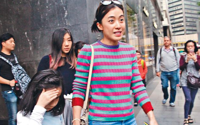 71岁刘銮雄宣布全部财产转给儿子刘鸣炜，联手将甘比踢出局