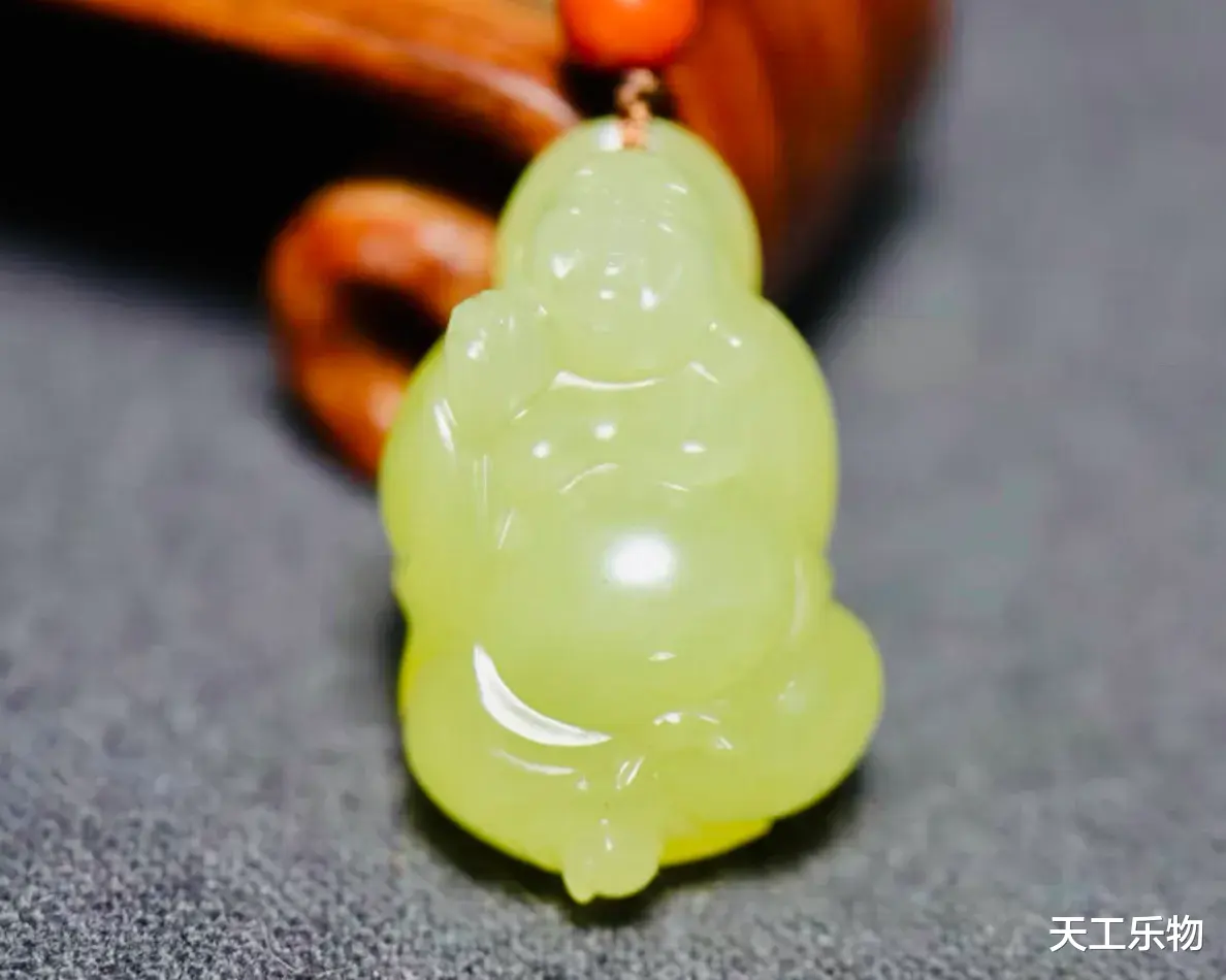 官窑|和田玉里无红玉？和田玉家族八大色彩分类！