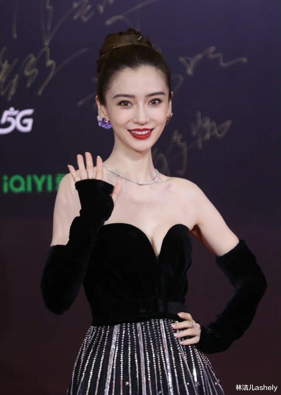 Angelababy|Angelababy十年前就画过的无眼影妆容，鞠婧祎升级成白开水妆了