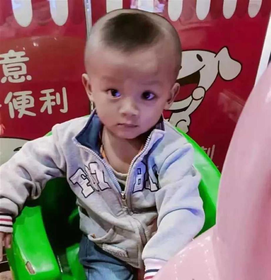 海南失踪3天男童在草丛里被找到,离家仅300米,披露的两细节诡异