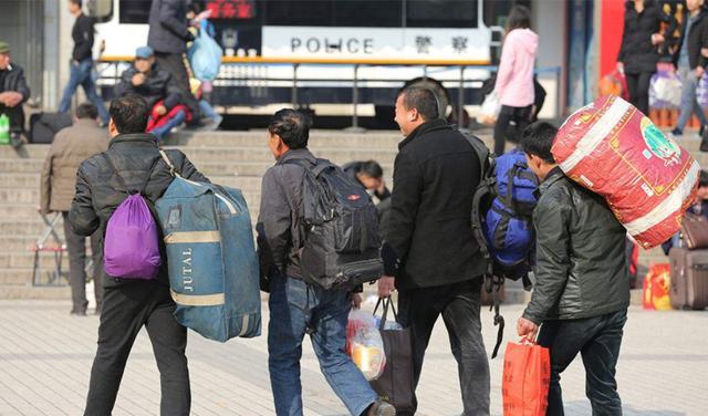 案例:丈夫外出打工一年,留守妻子与别人生二胎:我也有需求