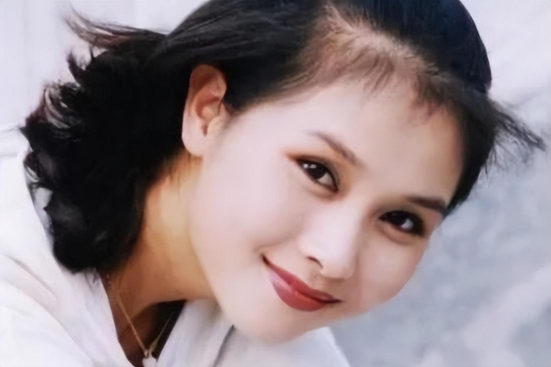 演员侯继林：嫁给孙松24年无儿无女，却被婆婆和丈夫宠成宝