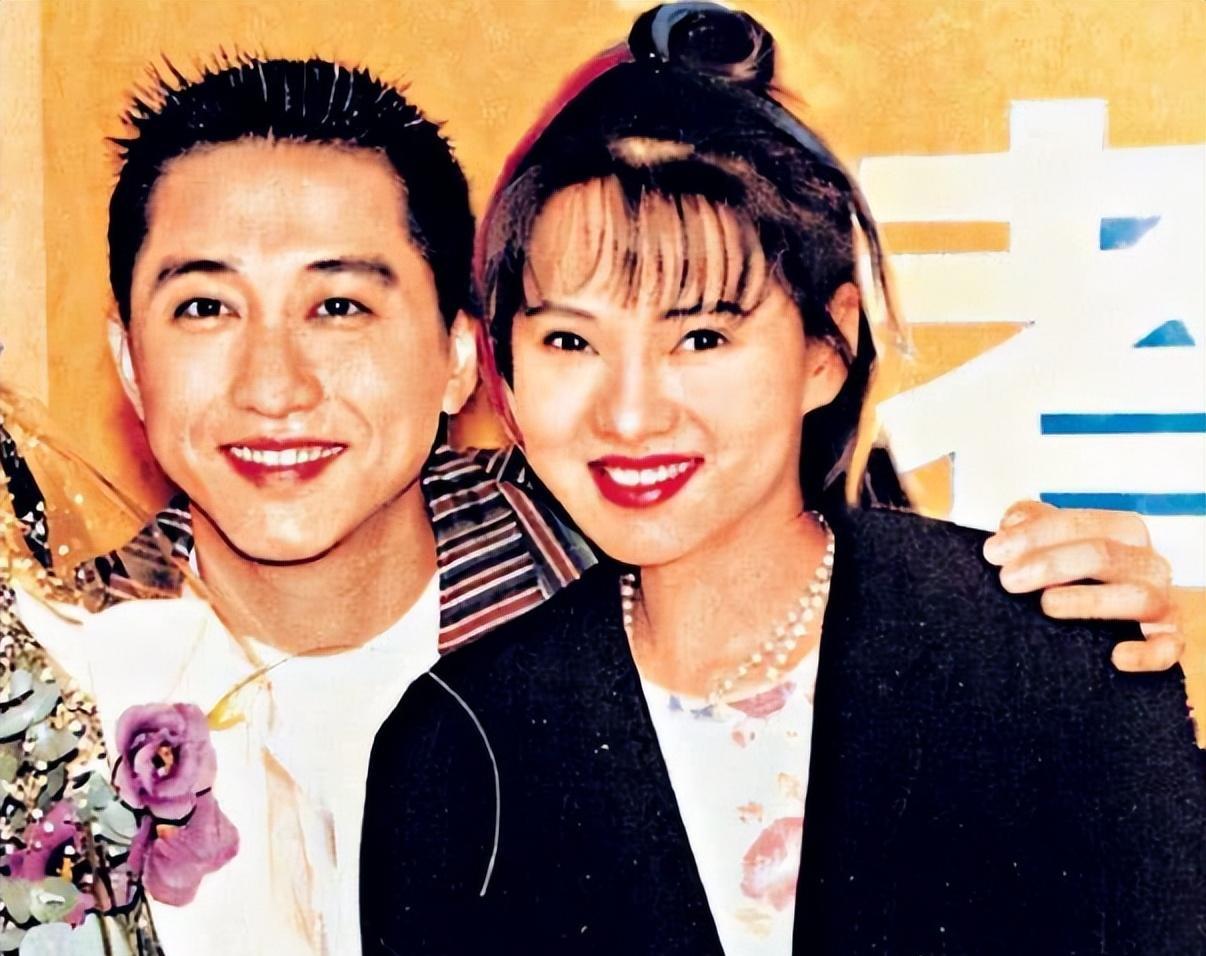 |传61岁庾澄庆突发心脏病去世,小14岁娇妻已赶往,经纪人紧急发声