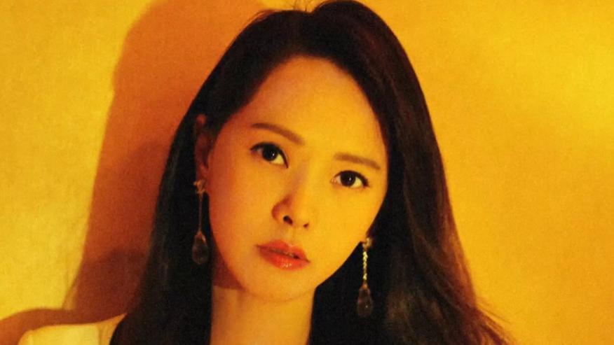 曝于文红手撕伊能静，怒斥其为亲日企业站台，后者疑删评拒回应