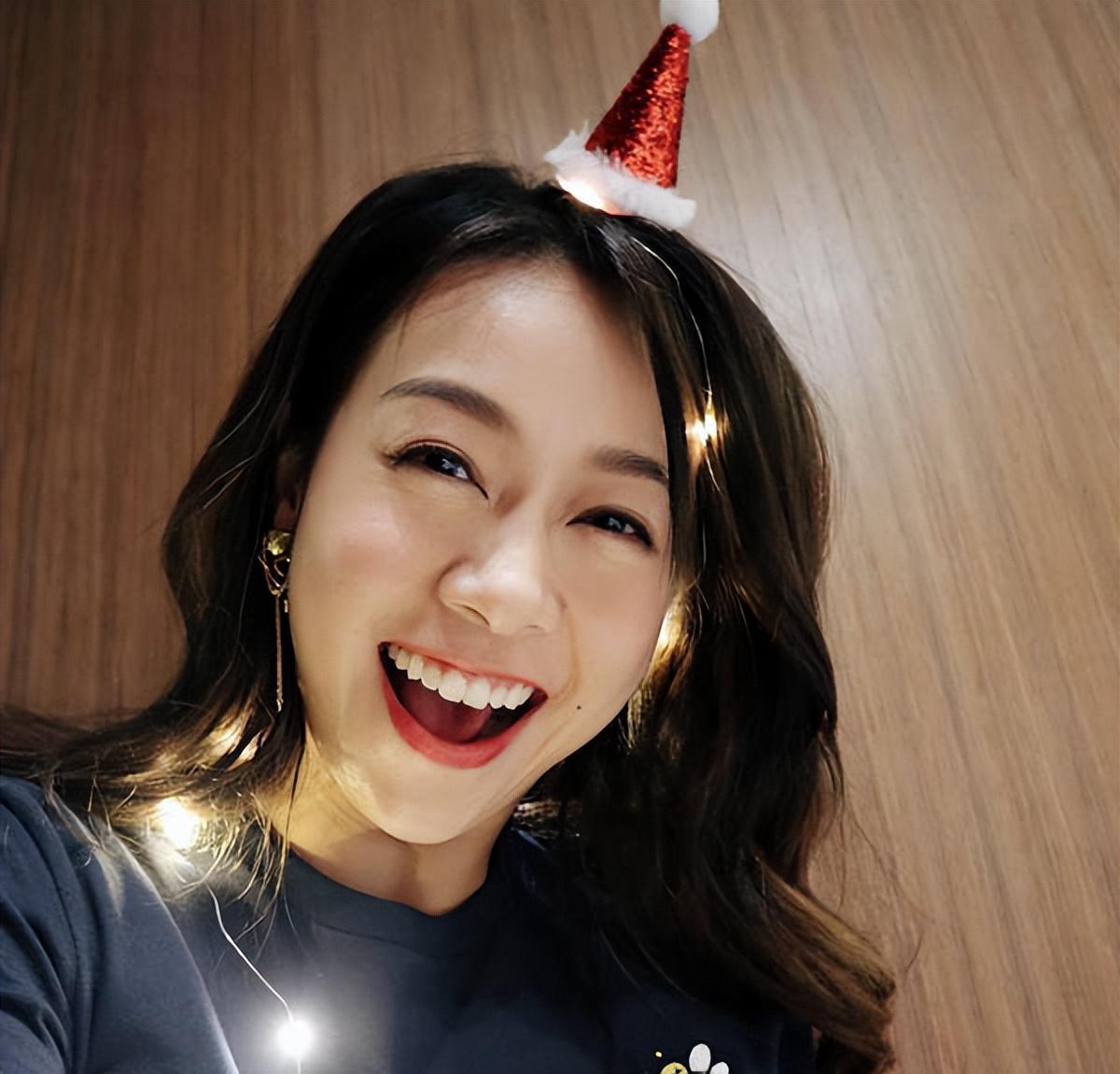 黄心颖首谈出轨许志安,有钱也买不到的教训,以前感觉人生就是玩