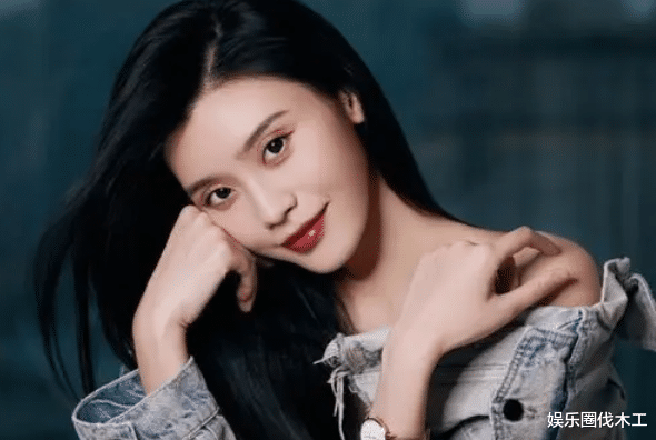 奚梦瑶|沦为生育机器?奚梦瑶辟谣3胎后现身医院,宽松卫衣遮小腹太刻意