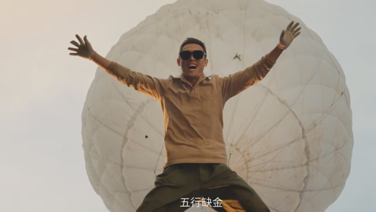 两个“百亿影帝”输给一个80后女演员,中国电影已告别老戏骨时代