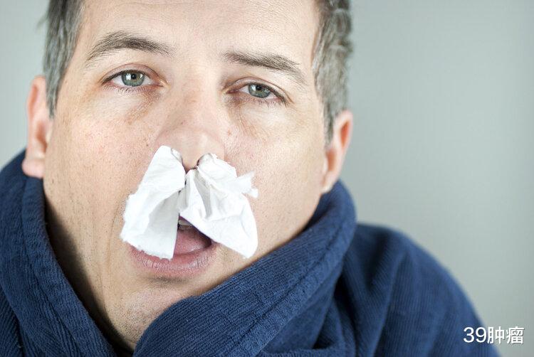 鼻毛总“窜”出来的男人,暗示了啥?为什么鼻毛会变白?涨知识了