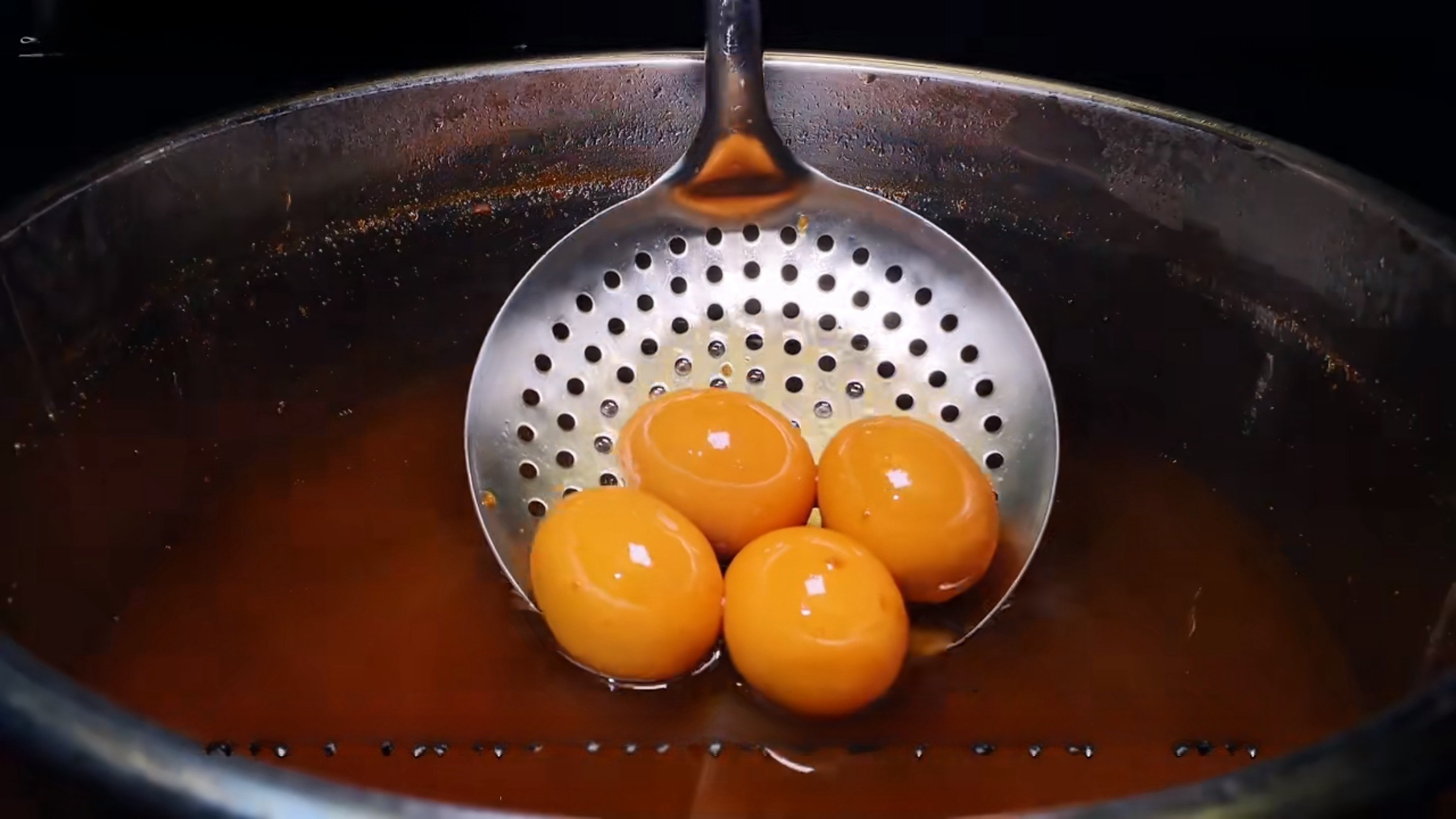 猪脚|惊爆!大厨袁海林公开年入千万卤猪脚的配方做法,气的同行拍大腿