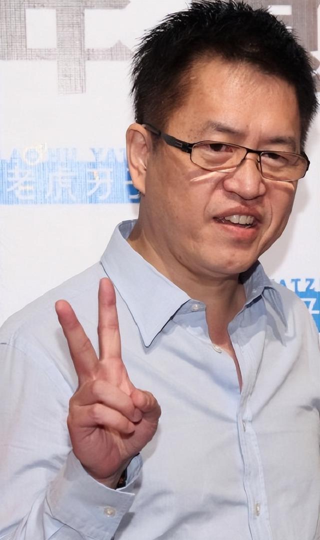 戈伟如|情断金城武，两次甩富豪老公净身出户，这个女人太狠了