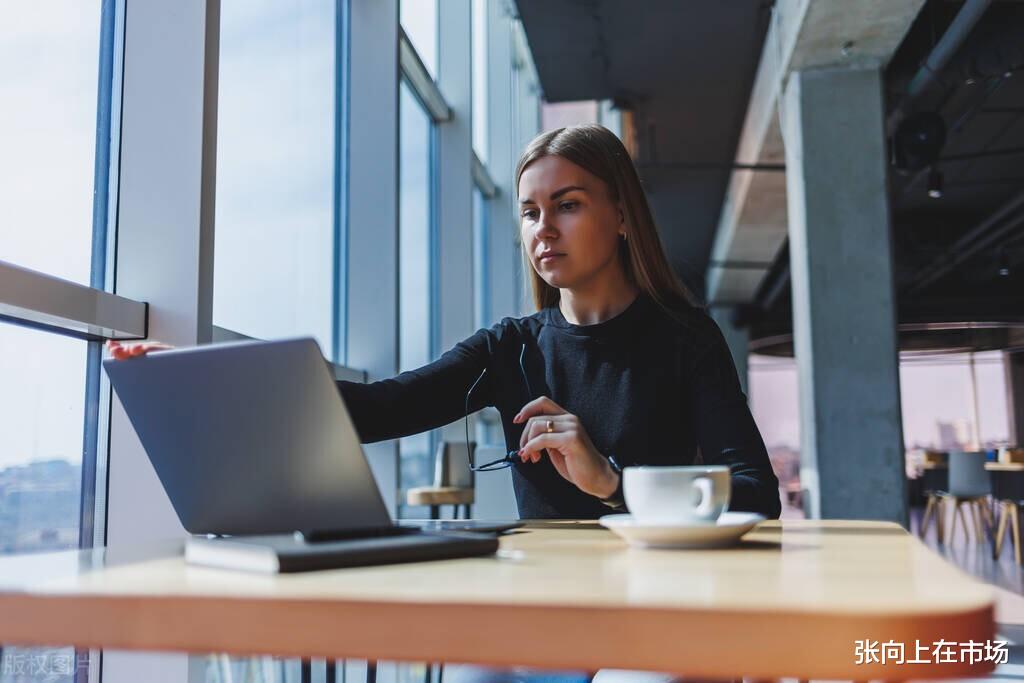 00后|当今社会,什么人最忙碌,却赚不到钱?