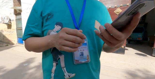 朱之文|演出被扔砖头?大衣哥正式委托律师维权,为再登春晚扫清舆论障碍