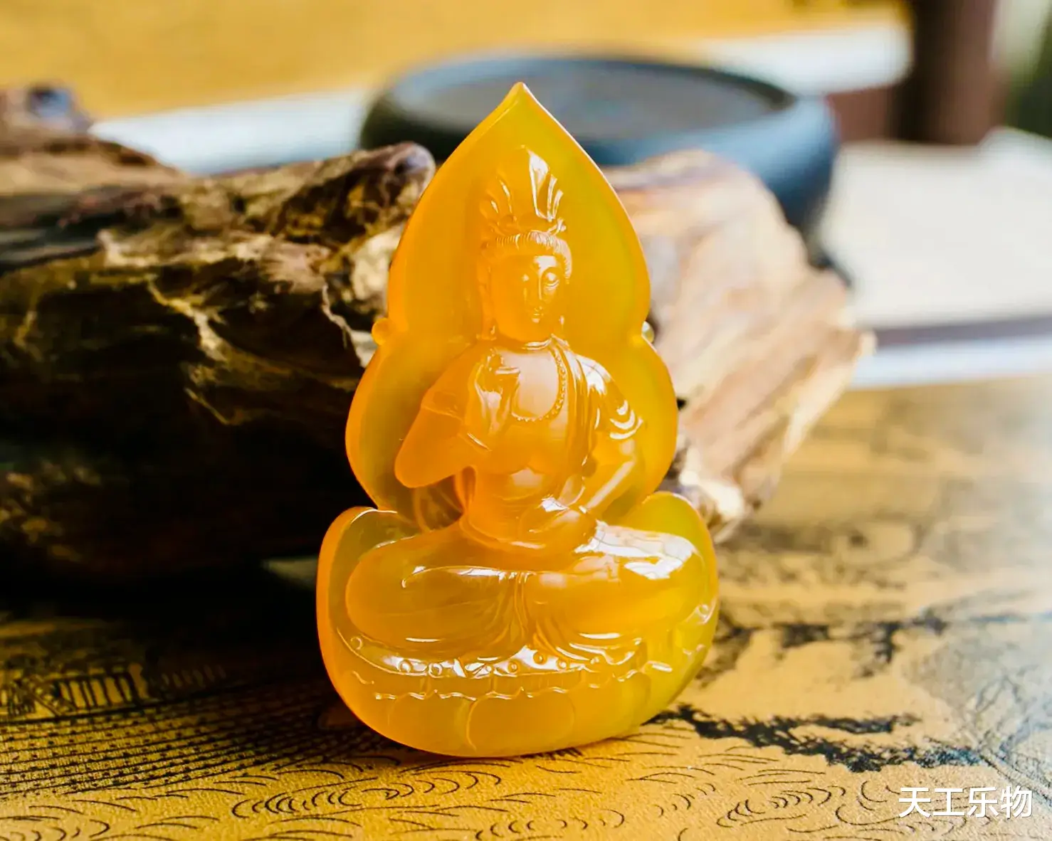 笔洗|猜猜哪种玉石最像和田玉？盘点那些形态各异的石英岩玉！