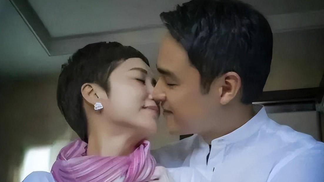 “包养门”事件升级！57岁蒋雯丽“偷吃”小鲜肉，多名男星被牵连