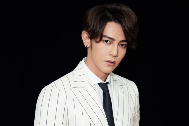 “腰精”恋人汪东城：怪不得炎亚纶爱疯了！