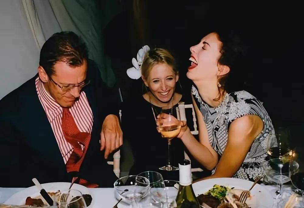 威廉|皇室威廉与贵族后裔罗斯的绯闻