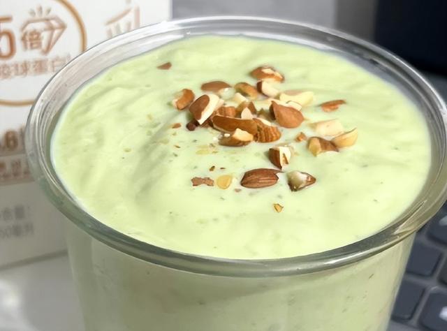 2023年“垃圾食品”已公开，酸奶排第2，看到榜首后很多人还在喝