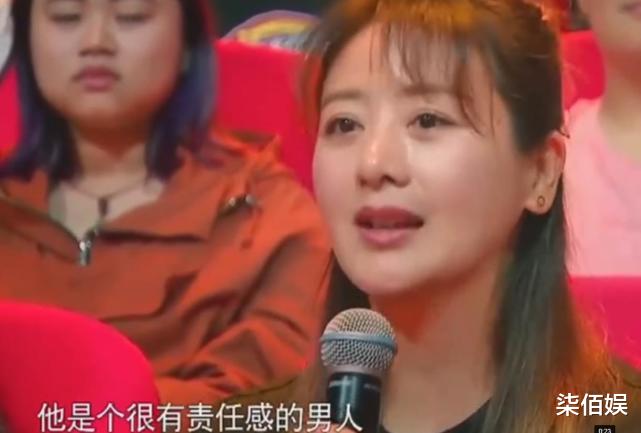 容祖儿|经超夫妇牵手现身机场，相差6岁似母子，小李琳身材丰腴被猜怀三胎