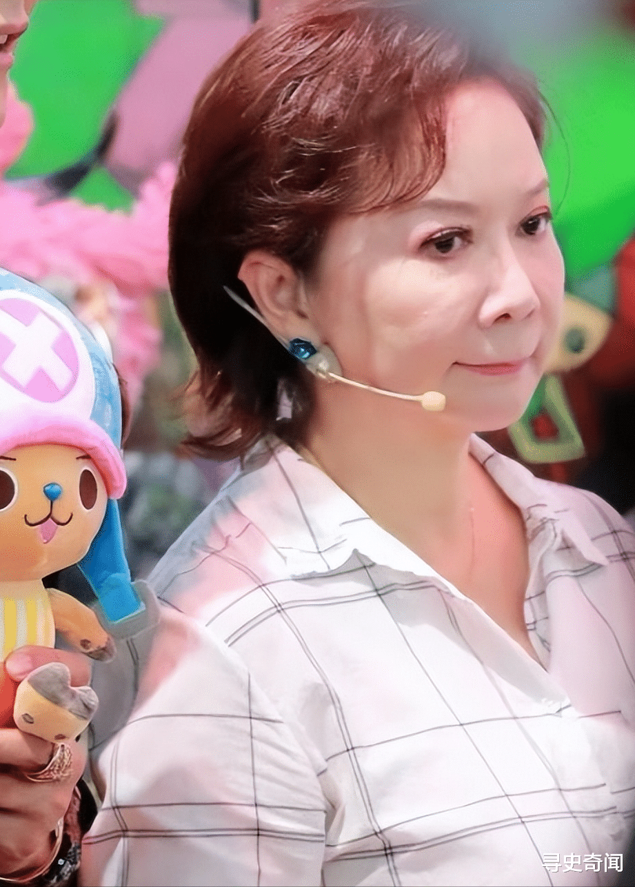 整容 整容成瘾、瘦成病态，娱乐圈里的“畸形”审美，什么时候到头？