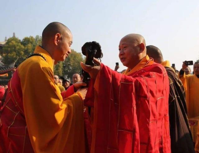 和尚每天都是吃素，为何还是肥头大耳？看看他们的“伙食”就懂了