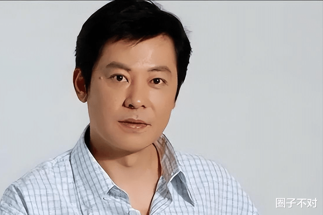 57岁演员三代定居美国，高调炫耀奢华生活，深扒细节后网友沉默了