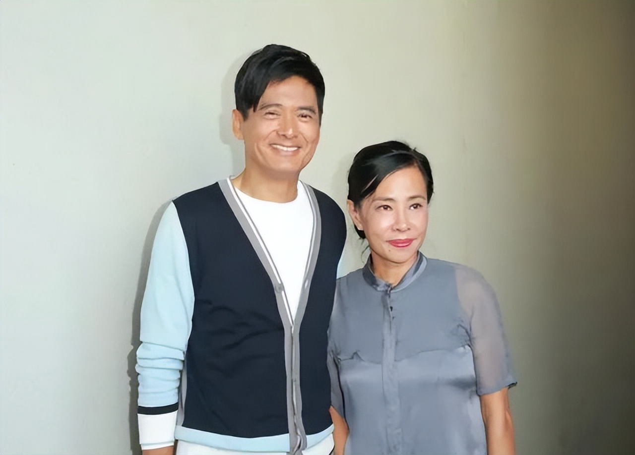 影帝|港娱影帝被曝出轨，导致情人怀孕5个月，原配态度强硬必须打胎