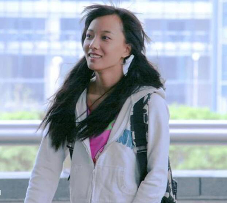 同脸同不命,这4对女星明明长了张相似的脸,却一个火一个“糊”