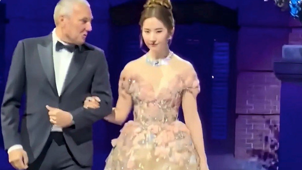 “壮”不是问题，刘亦菲的“清醒”撕开了多少女明星的遮羞布