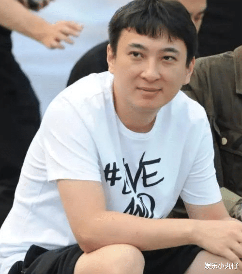 王思聪|为钱低头？孙一宁疑现身KTV讨好王思聪，曾公开骂男方立玉女人设