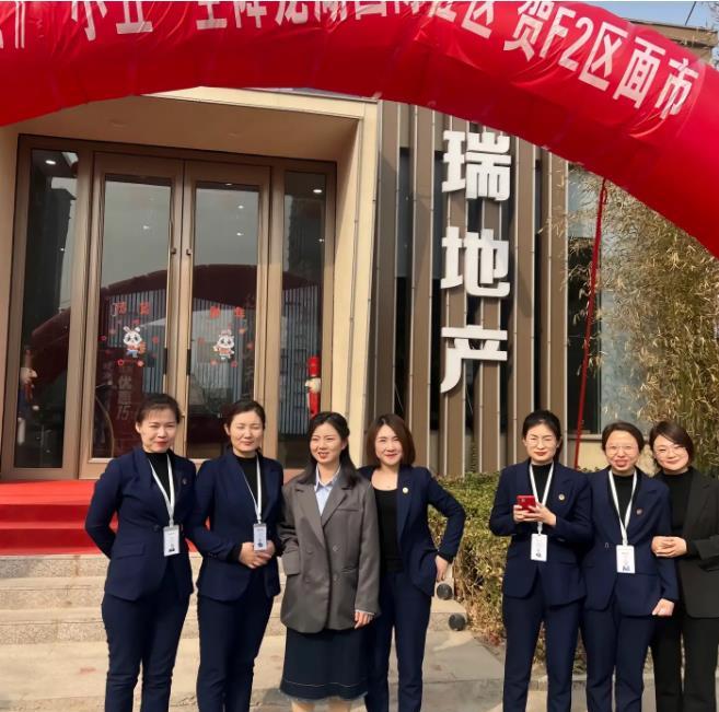 狂飙|《狂飙》配角疯狂捞金的样子,将娱乐圈的急功近利表现得淋漓尽致