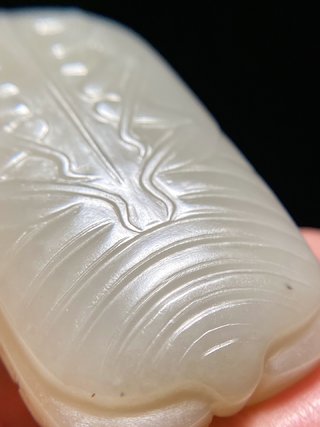 乾隆|清乾隆 和田玉白玉籽料 龙纹玉蝉 蝉形珮