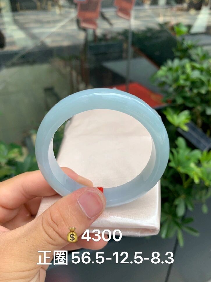 5000块预算，能买到什么样的翡翠手镯？