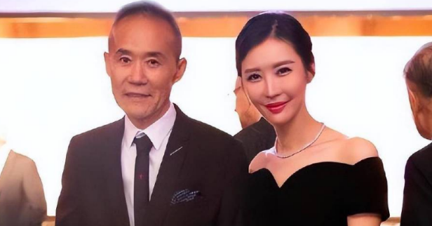 田朴珺|回顾：田朴珺回应和王石离婚，两人女儿已4岁，知情人曝两人另一关系