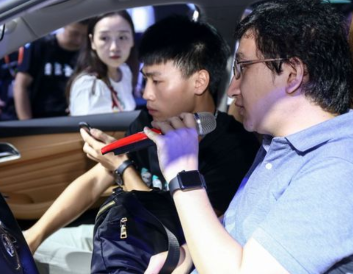 求职|赚了500万后,还是想考公务员,211毕业生说出很现实的真相