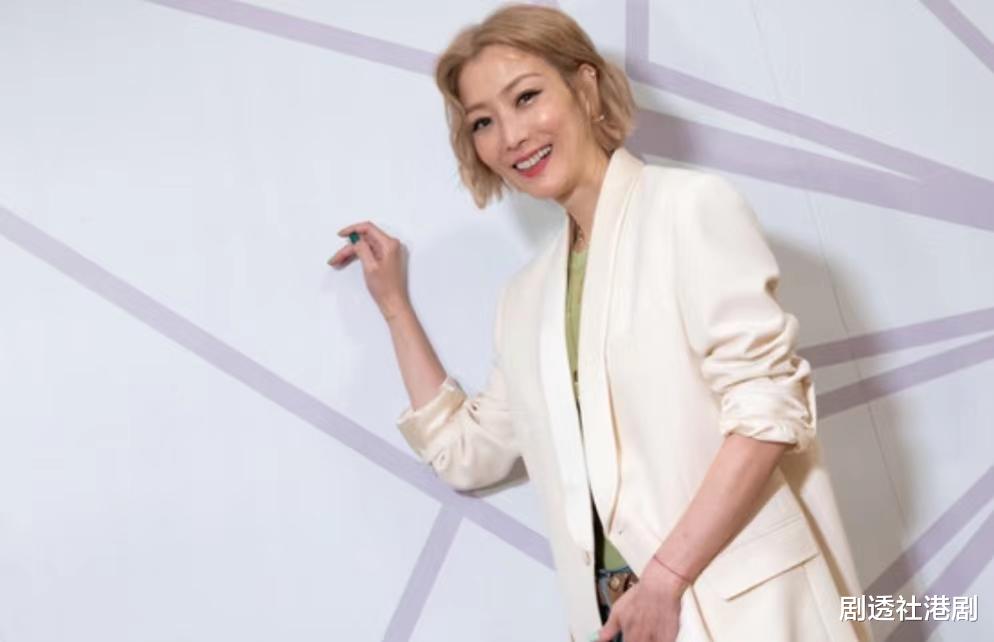 郑秀文|不期待当妈!香港知名天后只将爱寄托在宠物,曾大方原谅老公出轨