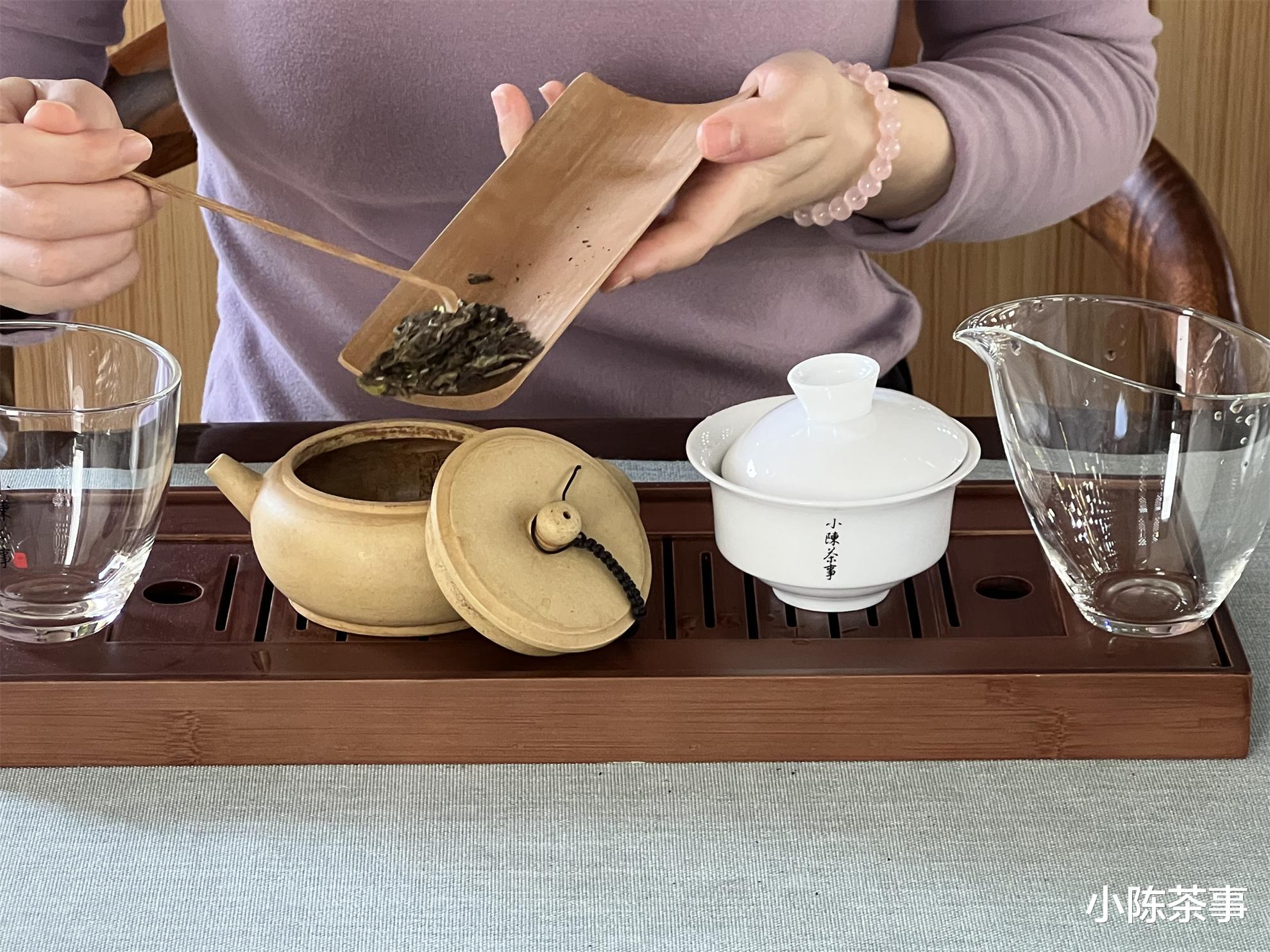 为啥紫砂壶泡茶，没有盖碗香？上千块的高档茶具还不如几十块的？