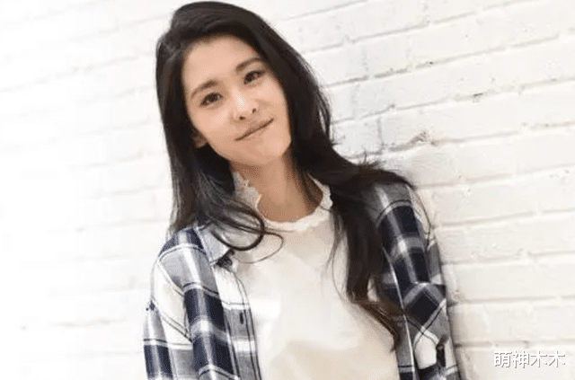 内娱明星尴尬追星史：白鹿太爱鹿晗为其改名，张碧晨追星张艺兴