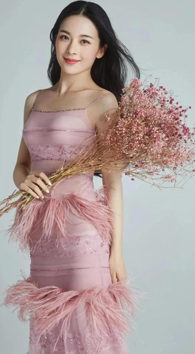 赵樱子|性感妩媚多姿多彩的赵樱子写真