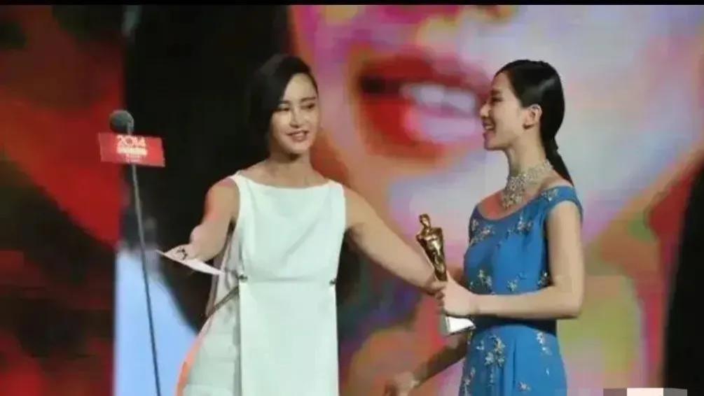 张歆艺蹭热度翻车！小三、医闹、裁掉刘诗诗，下头操作实在让人作呕